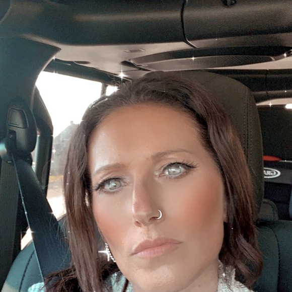 Meet your Posher, Sally - Picture 1 of 1